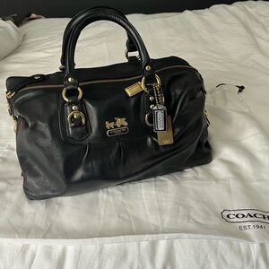 Brooklyn and Empire bag who?! Vintage Coach Madison Sabrina in black leather